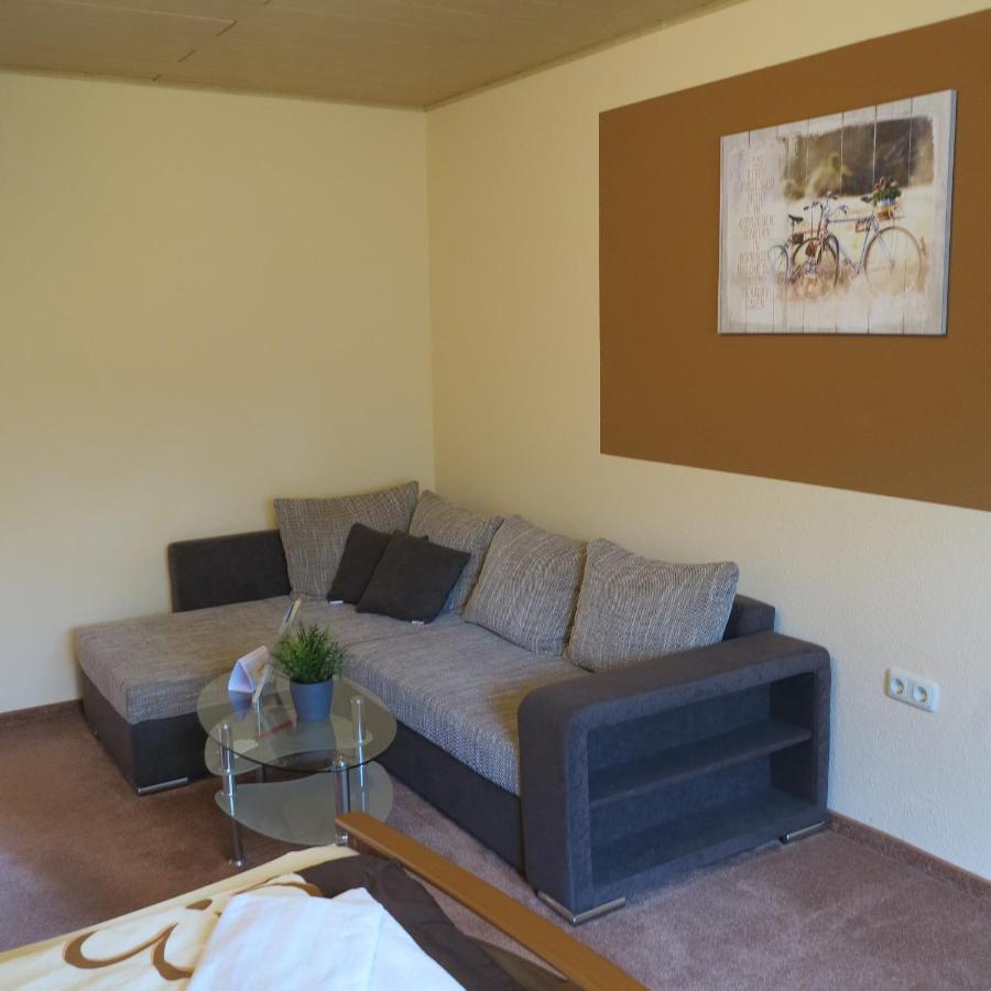 Ferienwohnung Kuehnel Pfaffendorf Buitenkant foto